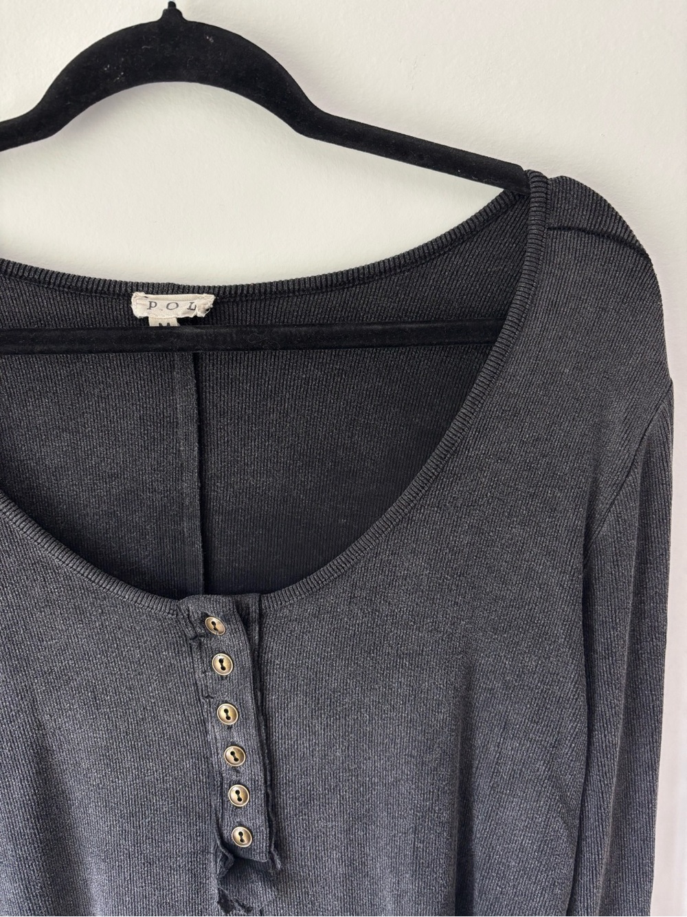 POL Charcoal Gray Scoop Neck Ribbed Henley Long Sleeve T-shirt Button Front - Picture 3 of 9